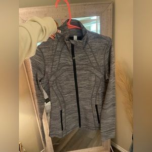 Women’s Size 6 Lululemon Jacket WITH TAGS! Purchased for $118